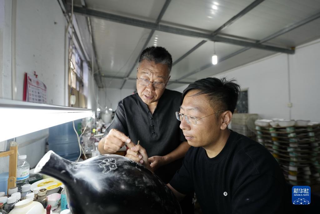 新开棋牌评测网