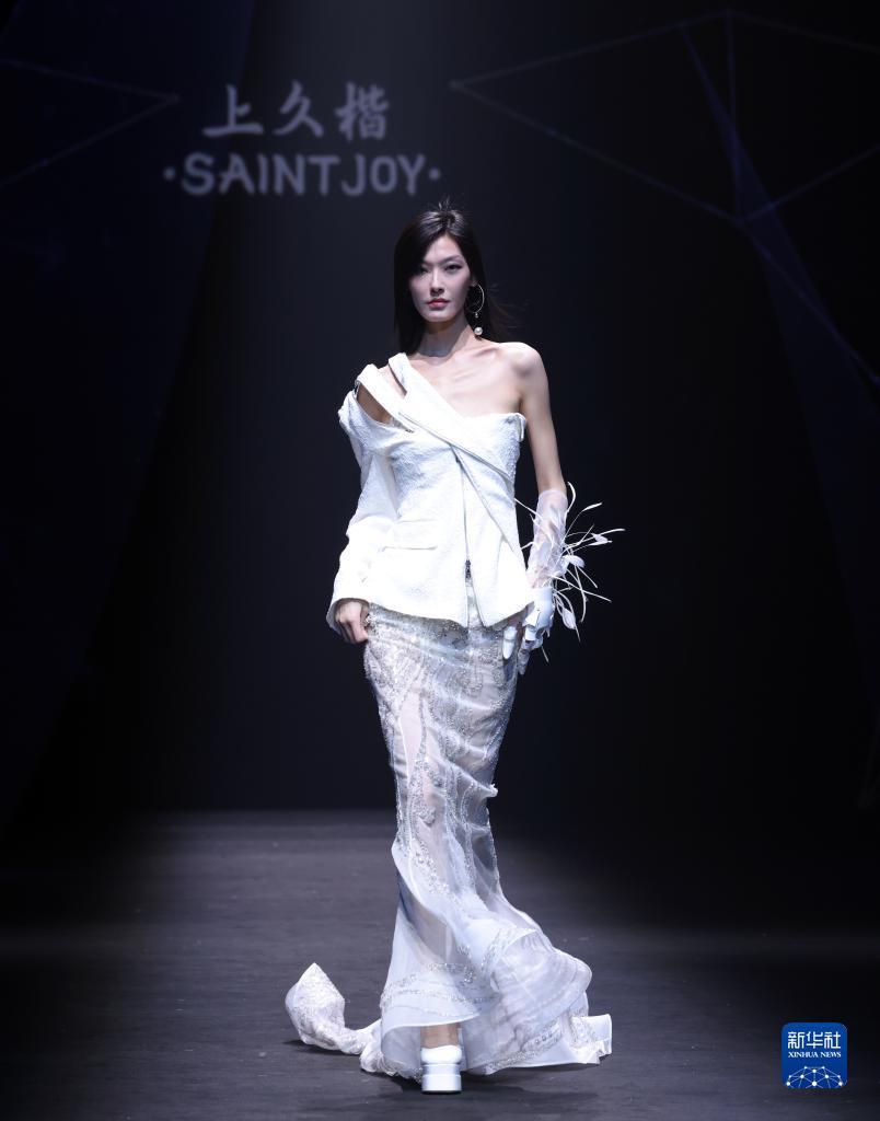 集结游戏平台电子